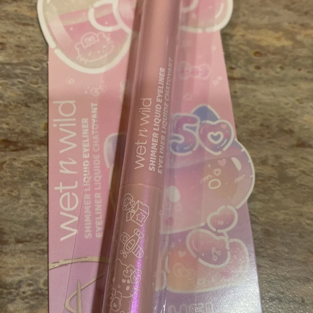 NEW HELLO KITTY Shimmer Eyeliner